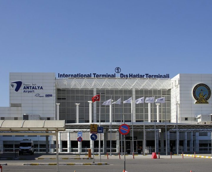 Aeropuerto de Antalya Turquía