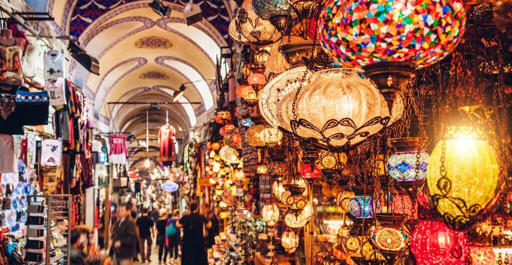 Grand Bazaar Istambul - Como visitar o mercado mais antigo do mundo | Segredos da Turquia